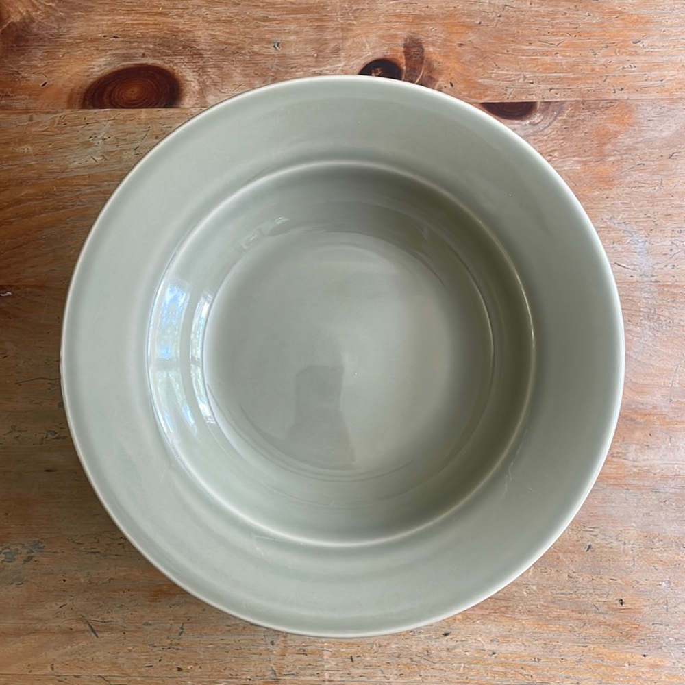 8 soup bowls